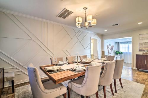 Lakeland Casa | Mid-Century Modern Escape in Central Lakeland!