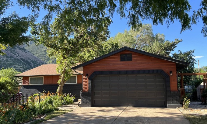 Ogden Casa | Mid-Century Modern Gem next to Trails, Ski Resorts and Downtown Ogden