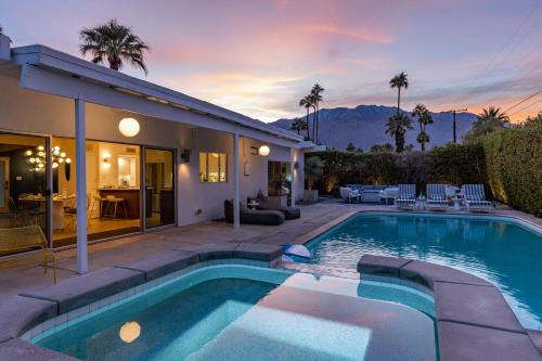 Sunmor Villa | Mid Century Mood House by ACME House Company