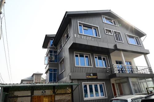 Rajbagh Hotel | Mid Valley Residency
