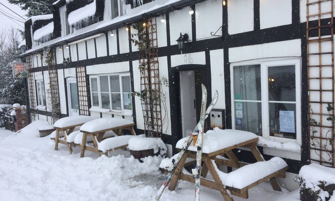 Pant-y-Dwr Cama Y Desayuno | Mid Wales Inn
