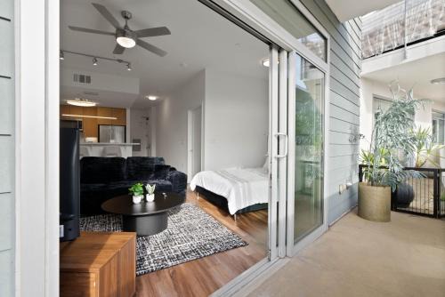 Carthay Circle Apartamento | Mid-Wilshire Studio Free Parking, Pool, Gym