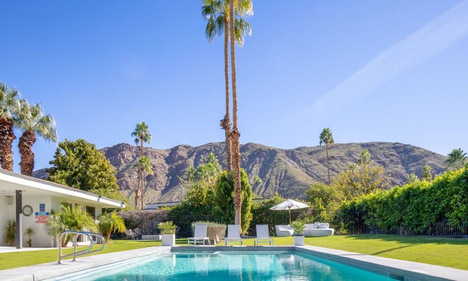Indian Canyon Casa | Casablanc-Ish: Midcentury y Morocco tuvieron un hijo amoroso en Palm Springs