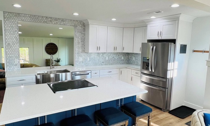 Put-in-Bay Casa | Middle Bass Island Luxury Rental