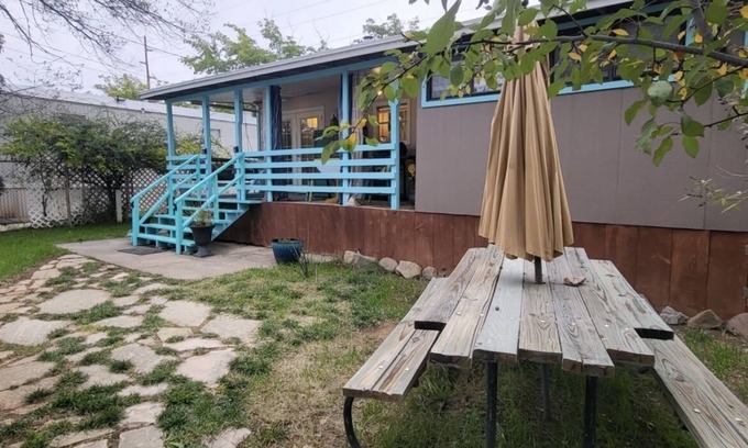 Tyrone Casa | Casa rural estilo centro de la ciudad