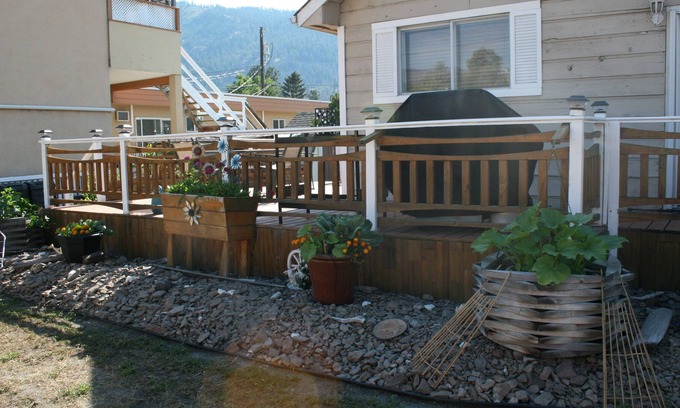 Okanagan-Similkameen Casa | middle of wine, golf and lake country