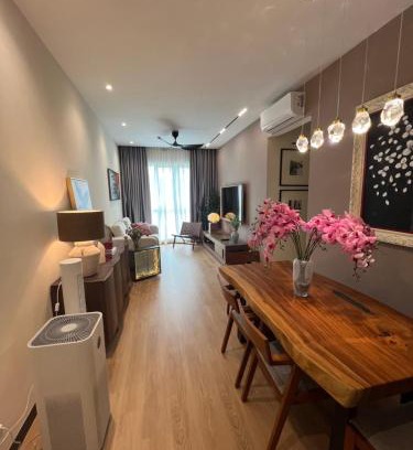 Gelugor Casa | Middle Room Only in Bayan Lepas