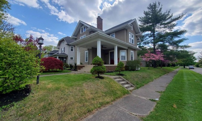 Middletown Casa | Middletown Centenarian 4 Bed 2 Bath Sleeps 12