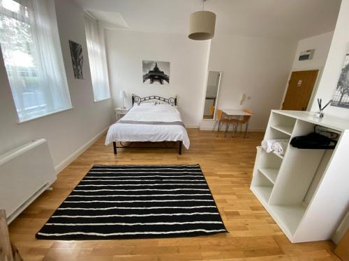Oadby Apartamento | Midland apartments- Open plan