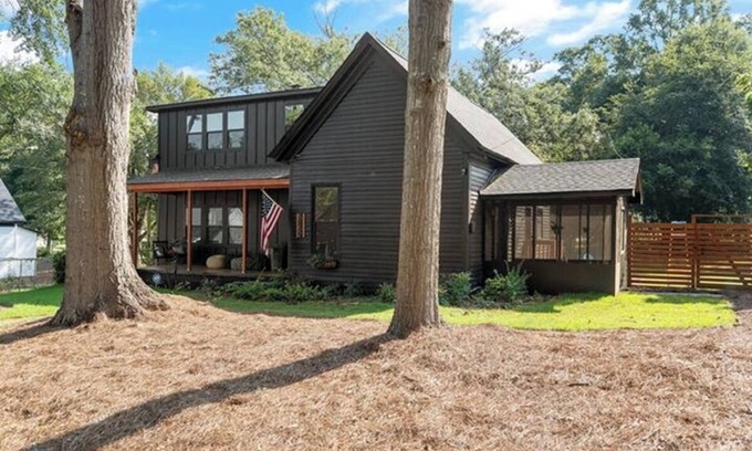 Covington Mill Casa | Midnight Sanctuary at Mystic Falls - 3 Bed 2.5 BA Home 1 mi to Covington Square