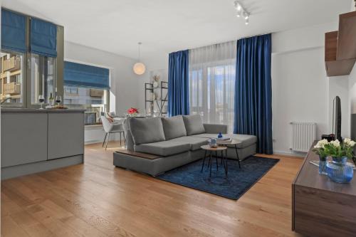 Aviatiei Apartamento | Mido Duo in New Building with Parking, Self Check-in and Security
