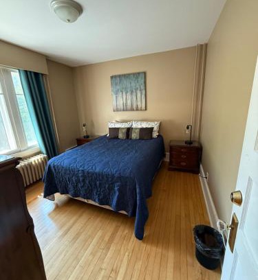 Waterford Valley Apartamento | Midstream Manor Unit 2, 2 Bedroom Apartment