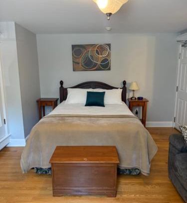Waterford Valley Apartamento | Midstream Manor Unit 3, Studio