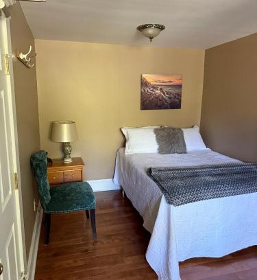 Waterford Valley Apartamento | Midstream Manor Unit 6, Studio