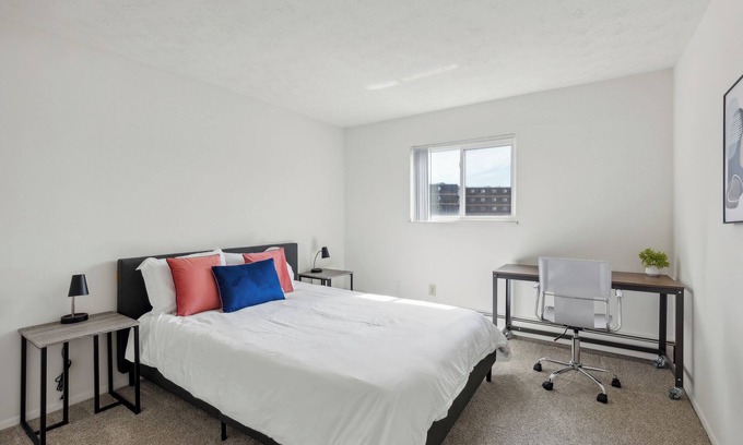 Parma Apartamento | Midtown 3602I Cozy & Comfy I Free Parking