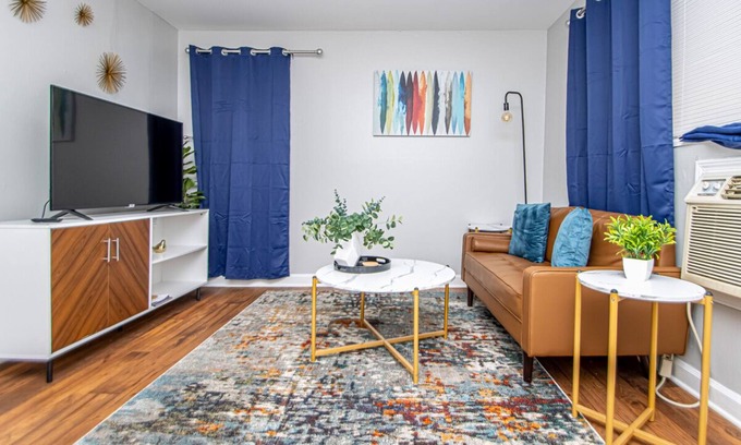 Hillcrest Apartamento | Midtown Mod 1
