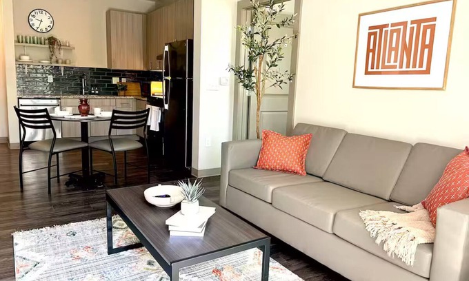 Atlantic Station Area Apartamento | Midtown Modern Apartment 04-C1