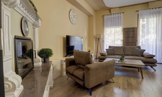 Pristina Apartamento | Midtown Prishtina Stays