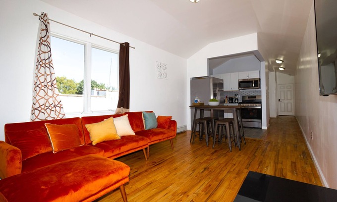 East New York Apartamento | Midtown ·Stylish & Spacious 2 Bedrooms Duplex in Brooklyn, NY