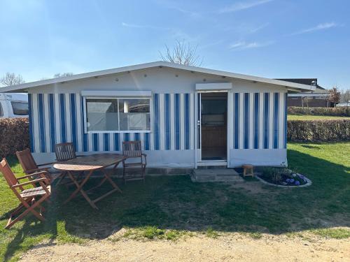 Behrensdorf Otro | Mietwohnwagen 4 Personen
