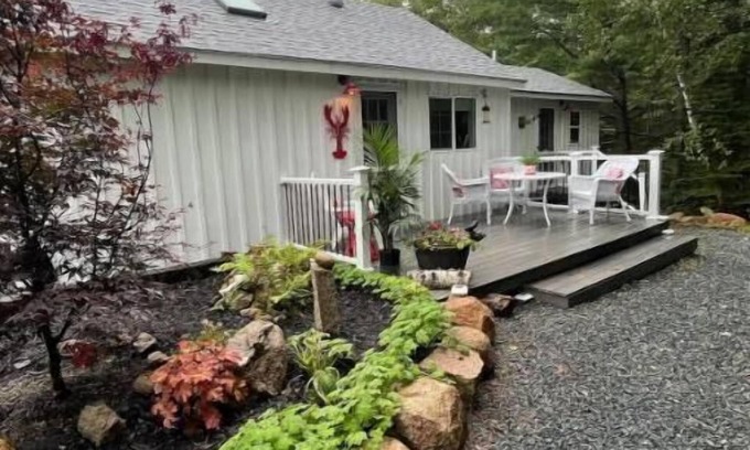 Otter Creek Cabaña | Mildreds Cottage - Otter Creek
