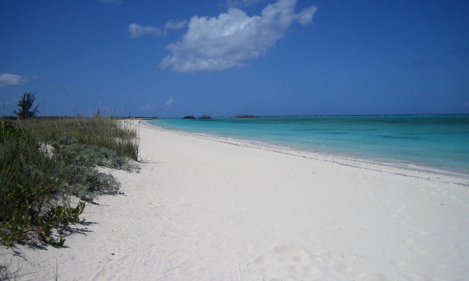 Sandy Point Villa | Millas de White Sand Beach en 3MC, reclusión y todas las comodidades que pueda desear