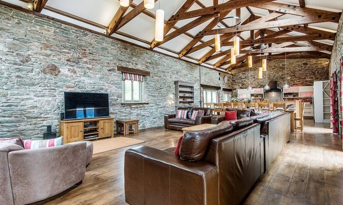 Kingsbridge Cabaña | Granero del molino, WOOLSTON, DEVON