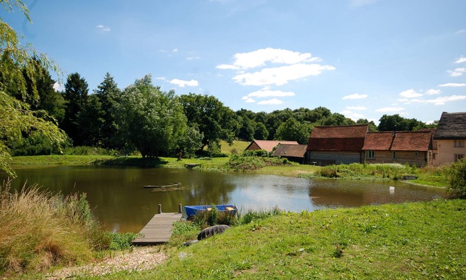 Assington Cabaña | Mill Cottage set in a 70 acre Nature Reserve