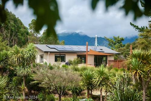 Kaimarama Casa | Mill Creek Cottage
