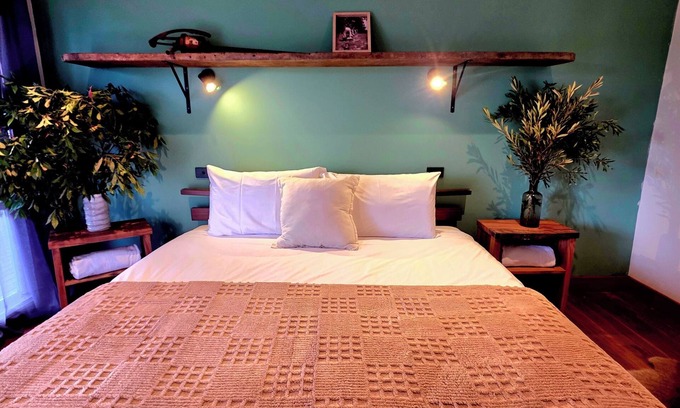 Brooman Cabaña | Mill House is a newly renovated cottage with charm and inspires relaxation