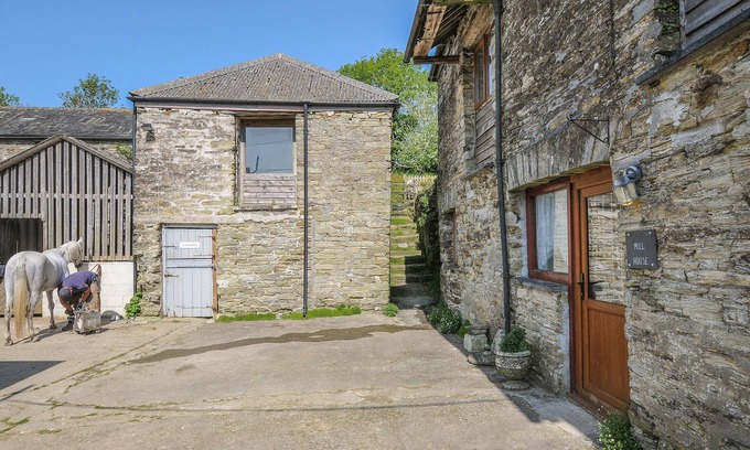 Lostwithiel Casa | MILL HOUSE, pet friendly, character holiday cottage in Pelynt