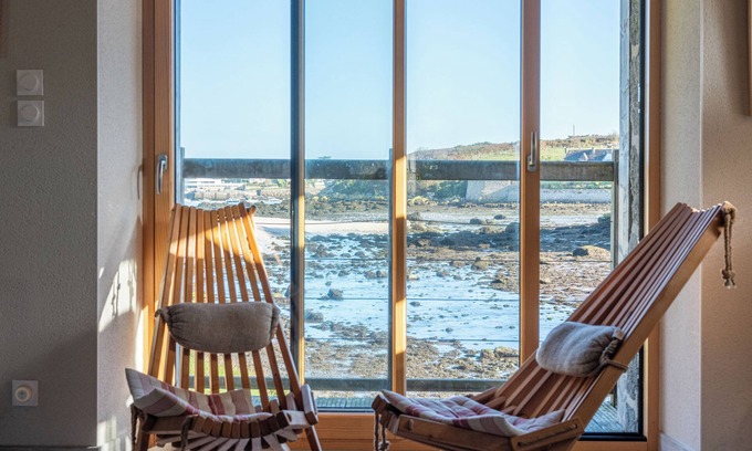 Landunvez Casa | Mill on the beach, sea view