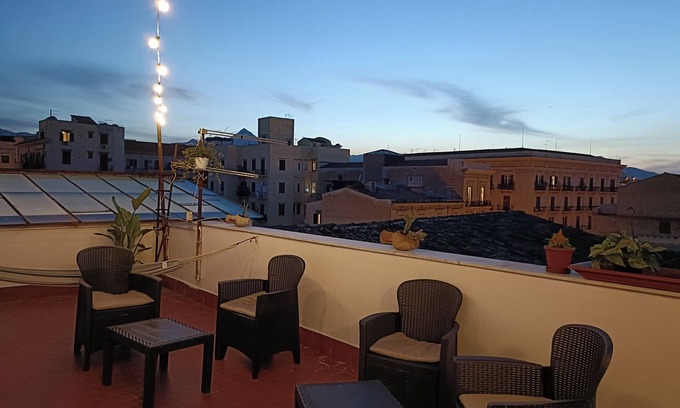 Kalsa Cama Y Desayuno | Mille Lire B&B