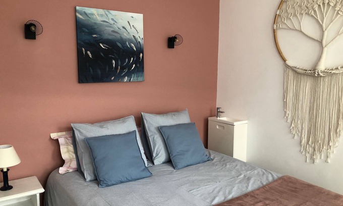 Dernier Sou Casa | Mille Sabords - Character property - 2 min vieille ville Boulogne s/mer