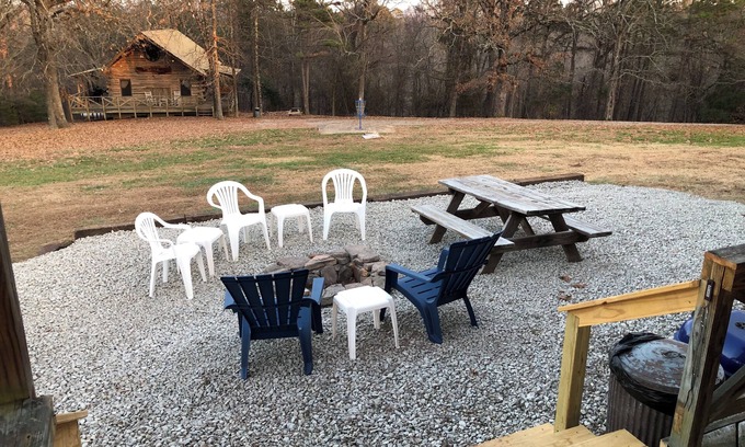 Bruno Casa | Millers Landing 2 - Sleeps 8. Hot Tub. 2 min to Buffalo Pt