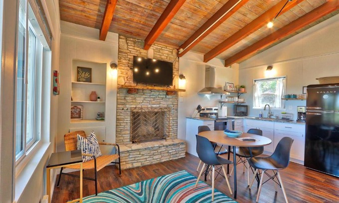 Canyon Lake Casa | Millie's Cottages Unit 5 - Josephine