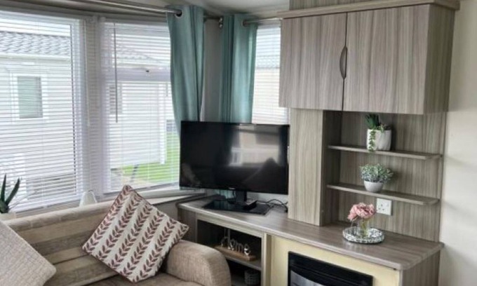 Towyn Casa | Millies caravan whitehouse leisure park towyn north wales LL22 9EY