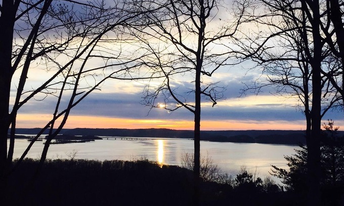 Guntersville Casa | Million Dollar Lake View