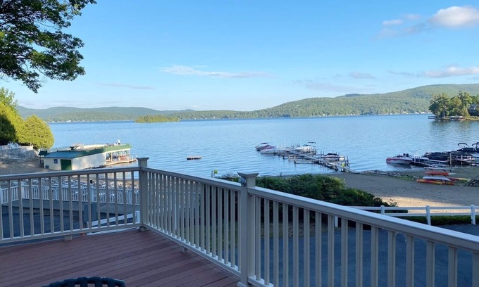 Lake George Cabina | Million Dollar Lake View