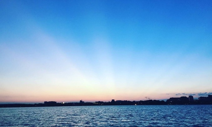 Monona Cabaña | MILLION DOLLAR VIEW LAKE BOAT HOUSE