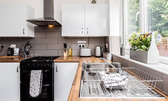 Openshaw Casa | Millola House - 1mi to Etihad Stadium free parking