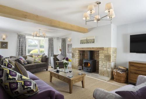 Bourton Casa | Millstone Cottage