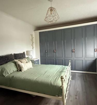 New Addington Casa | Milne Park Guest House