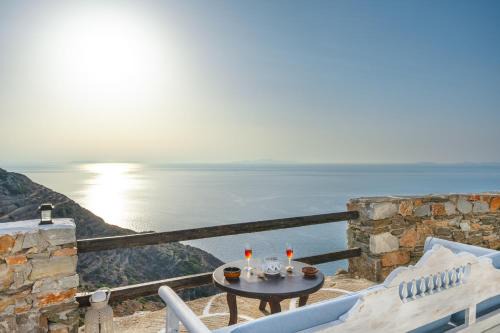Sikinos Apartamento | Milos - Sikinos Sunset