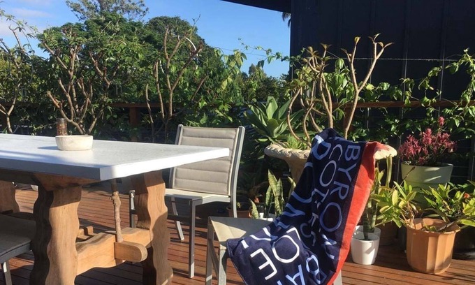 Milton Casa | Milton 1940s Cottage with Vintage French Style - Country and beach