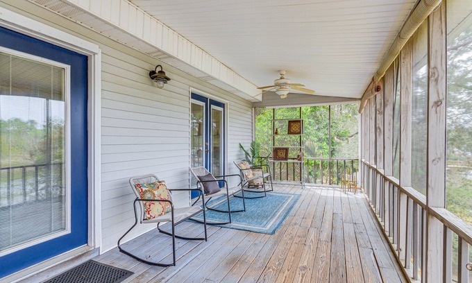 Florida Panhandle Casa | Milton Waterfront Home w/ Dock & Outdoor Kitchen!