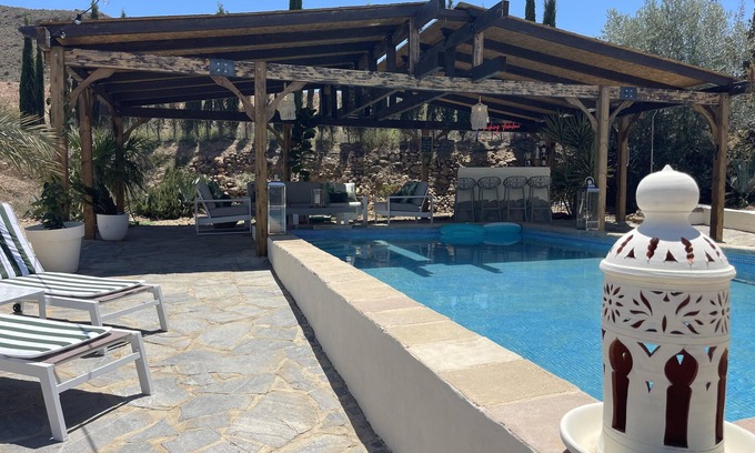 Huercal-Overa Apartamento | Miluna Oasis Suites - Sleeps4-pool-mountainview