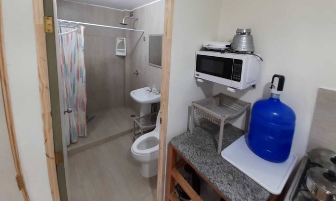 Olon Apartamento | Mini Apartment right on Olon Boulevard! Cute, Modern, Airconditioned