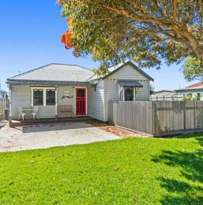 Seaspray Casa | Mini Beach Cottage - Seaspray Escape