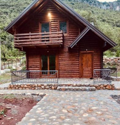Tuzi Municipality Chalet De Esquí | Mini Farm Cemi